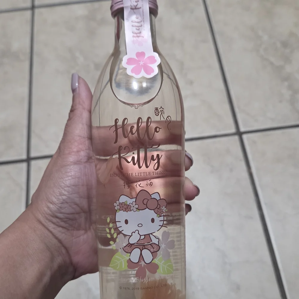 Hello Kitty Pink Party Set - Wine And Wine Glass Set 320ml; 7.5% Alcohol Content